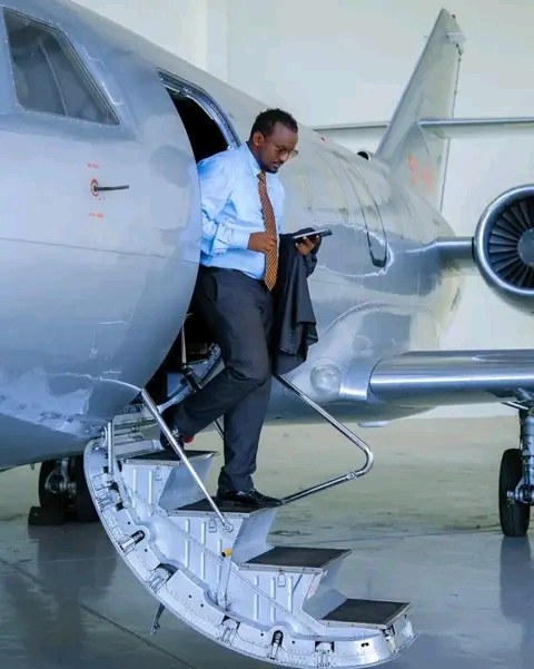 1746717206715 Umukobwa mwiza wahoze mu rukundo na  Yago yamusimbuje umugabo w'umuherwe cyane